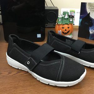 Easy Spirit Gilaria black mary janes Sz 8-1/2 wide